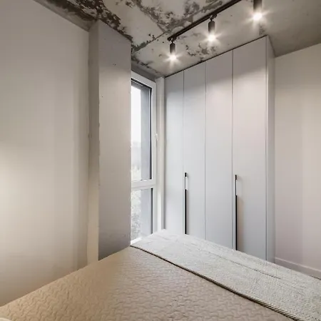 Ozas Park And Suites *
