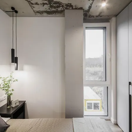 Ozas Park And Suites