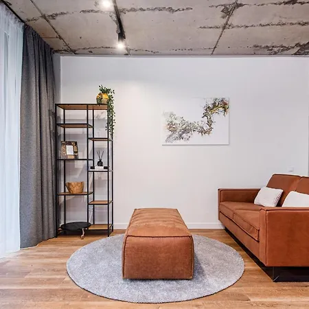 Ozas Park And Suites Apartment *